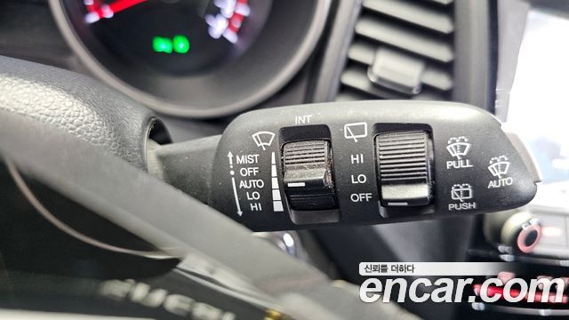 KG Mobility (SsangYong) Tivoli Air Diesel IX 2WD 2017 — фото 18