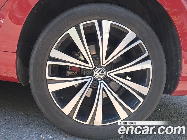 Volkswagen Arteon 2.0 TDI Premium 2019 — фото 5
