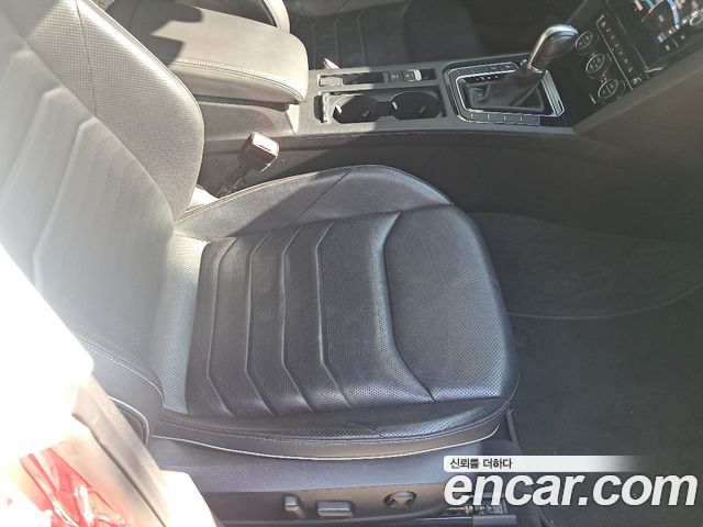 Volkswagen Arteon 2.0 TDI Premium 2019 — фото 15