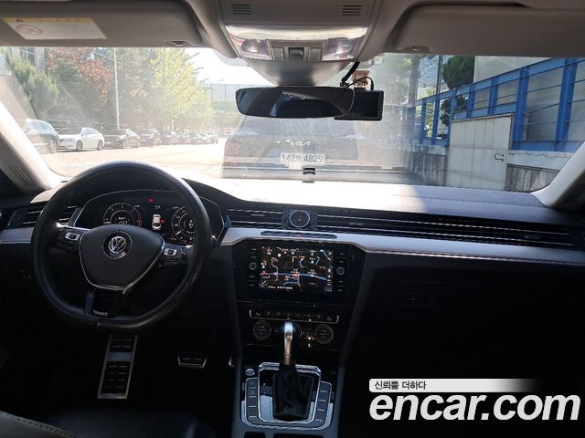 Volkswagen Arteon 2.0 TDI Premium 2019 — фото 17