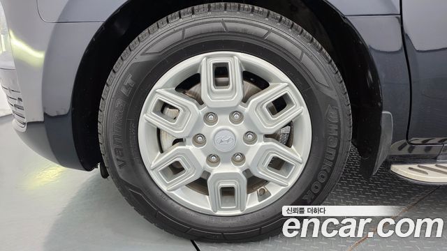 Hyundai Staria Cargo 3-Seater Modern 2024 — фото 5