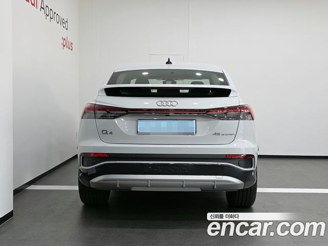 Audi Q4 e-tron (F4) 45 Premium Sportback 2026 — фото 4