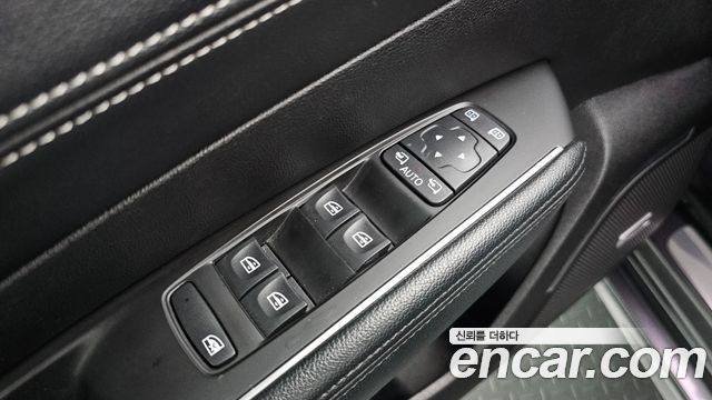 Renault Korea SM6 2.0 GDe LE 2016 — фото 13