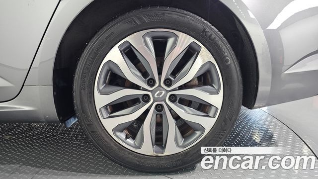 Renault Korea SM6 2.0 GDe LE 2016 — фото 21