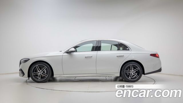 Mercedes-Benz E-Class (W214) E200 AMG Line 2026 — фото 4