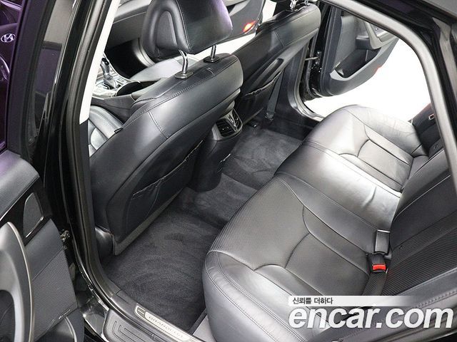 Hyundai Grandeur (HG) HG240 Modern 2015 — фото 20