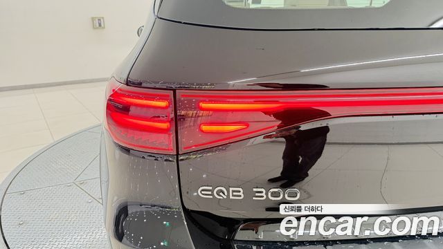 Mercedes-Benz EQB (X243) EQB300 4MATIC Progressive 2026 — фото 9