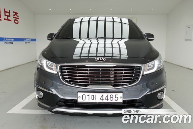 Kia Carnival 9-seater Luxury 2018 — фото 2
