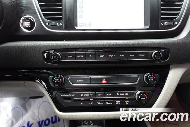 Kia Carnival 9-seater Luxury 2018 — фото 11
