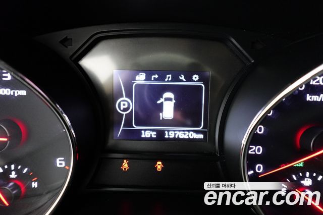Kia Carnival 9-seater Luxury 2018 — фото 16