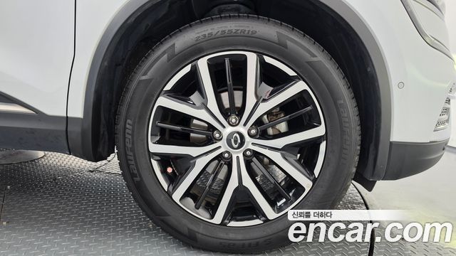 Renault Korea QM6 2.0 LPe RE Signature 2WD 2023 — фото 21