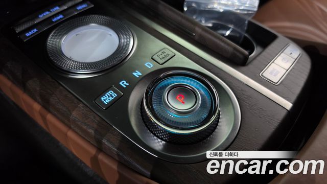 Genesis G80 (RG3) Gasoline 2.5 Turbo AWD 2022 — фото 9