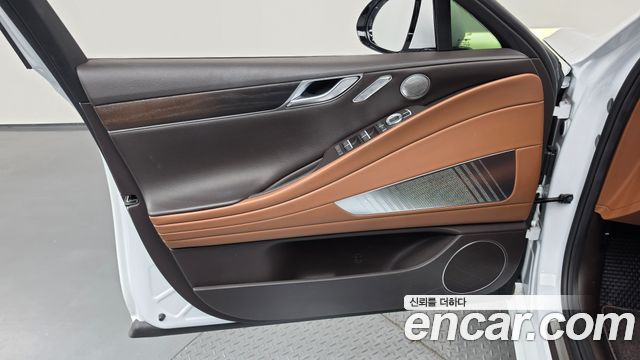 Genesis G80 (RG3) Gasoline 2.5 Turbo AWD 2022 — фото 24