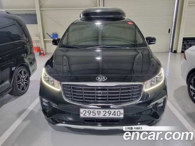 Kia Carnival Gasoline 7-Seater Limousine President 2020 — фото 3