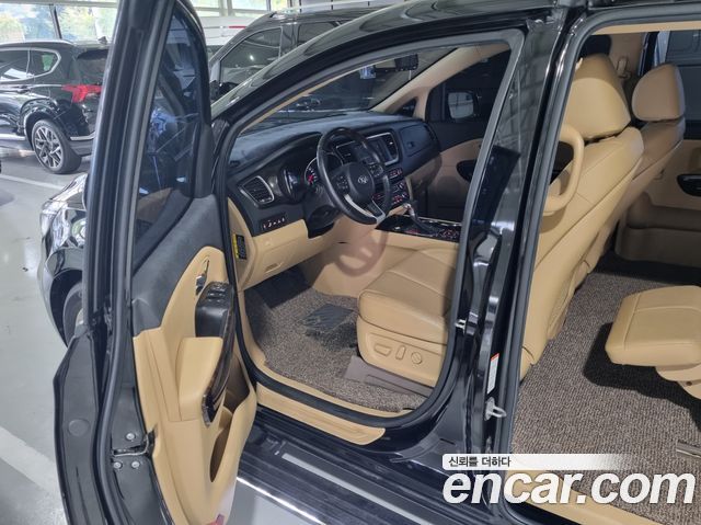 Kia Carnival Gasoline 7-Seater Limousine President 2020 — фото 7