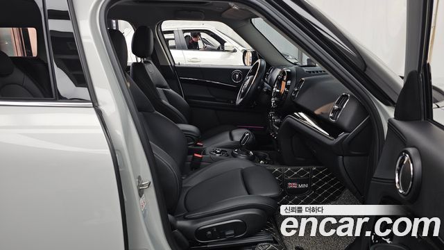 MINI Cooper Countryman Classic 2nd 2023 — фото 11