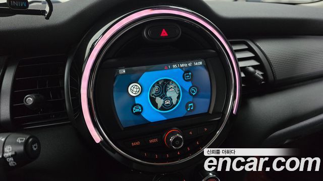 MINI Cooper Standard Third Generation 2019 — фото 13