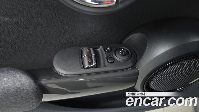 MINI Cooper Standard Third Generation 2019 — фото 17