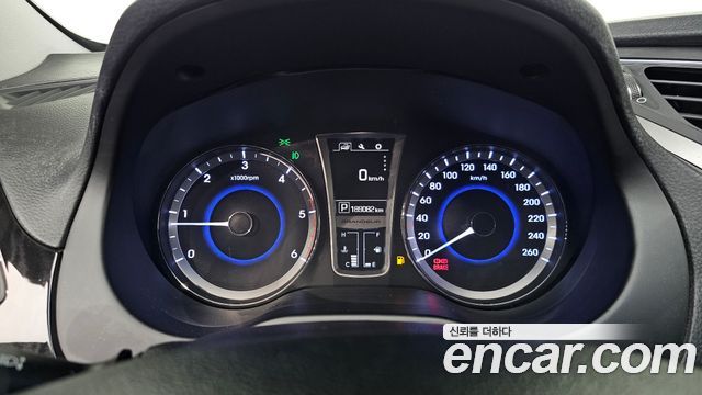 Hyundai Grandeur (HG) HG220 Diesel Modern 2015 — фото 8