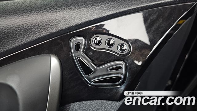 Hyundai Grandeur (HG) HG220 Diesel Modern 2015 — фото 16