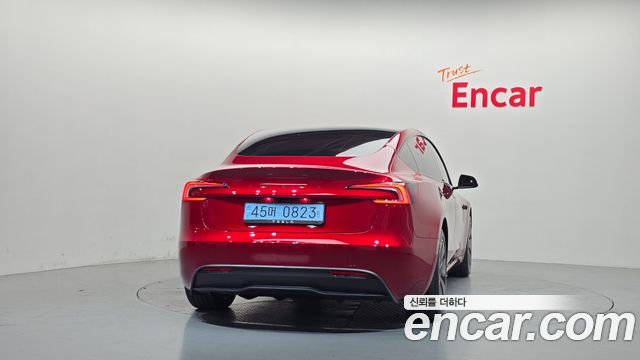 Tesla Model 3 RWD 2025 — фото 4