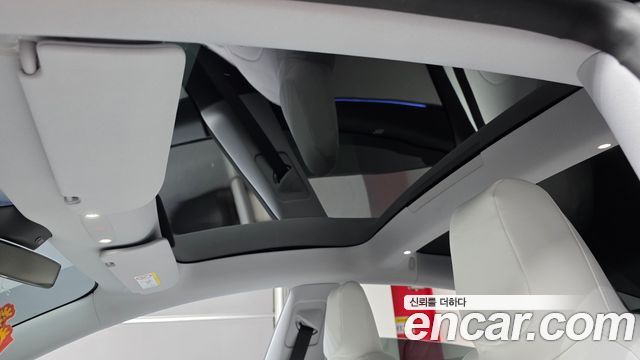 Tesla Model 3 RWD 2025 — фото 16