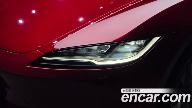Tesla Model 3 RWD 2025 — фото 22