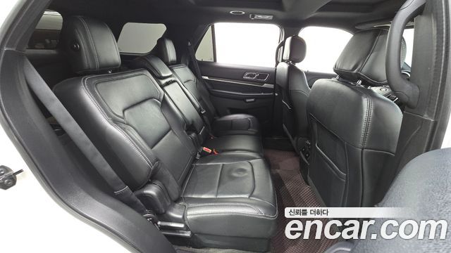 Ford Explorer 2.3 Limited 4WD 5th 2017 — фото 12