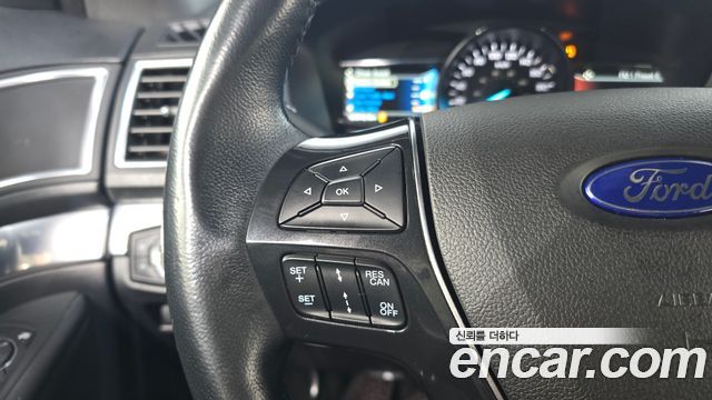 Ford Explorer 2.3 Limited 4WD 5th 2017 — фото 16