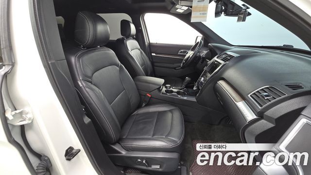 Ford Explorer 2.3 Limited 4WD 5th 2017 — фото 26