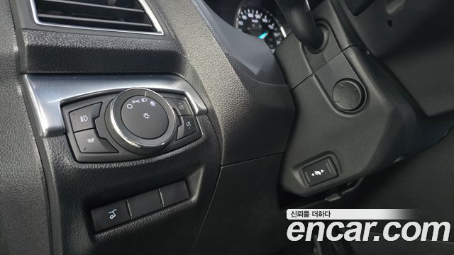 Ford Explorer 2.3 Limited 4WD 5th 2017 — фото 27