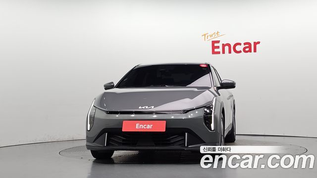 Kia EV4 Standard 2WD Air 2026 — фото 3