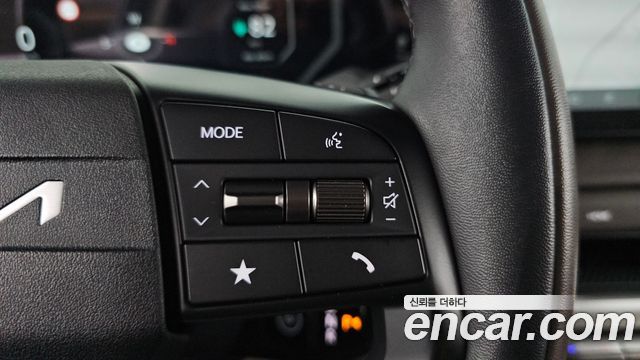 Kia EV4 Standard 2WD Air 2026 — фото 30