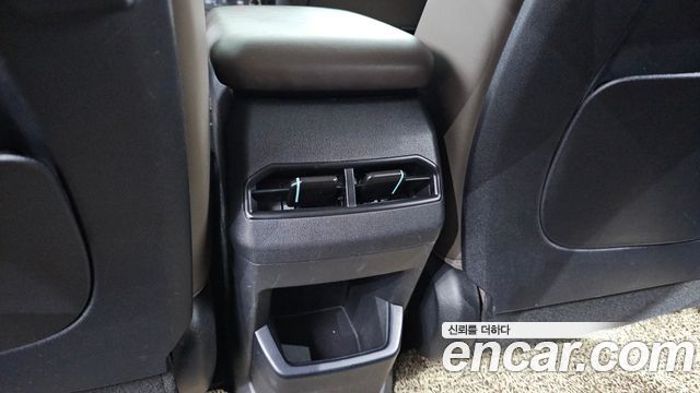 Kia EV4 Standard 2WD Air 2026 — фото 31