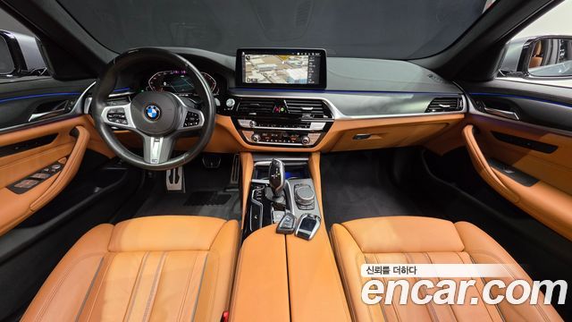 BMW 5 Series (G30) 520i M Sport 2023 — фото 7