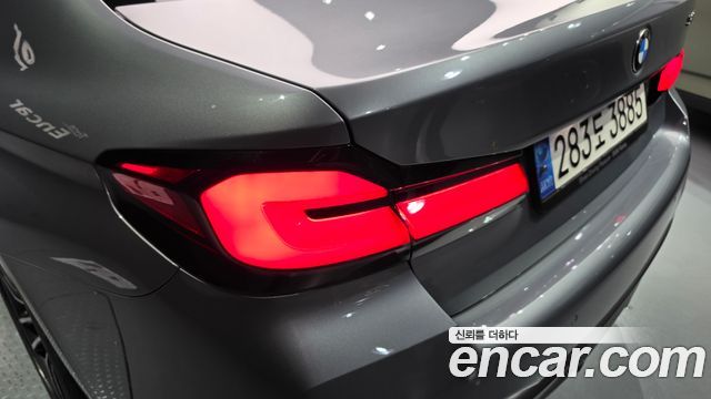 BMW 5 Series (G30) 520i M Sport 2023 — фото 23