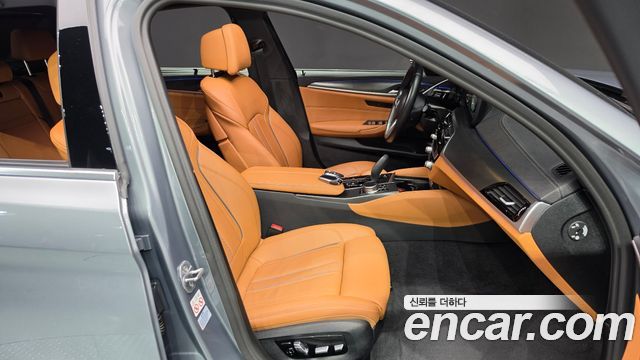 BMW 5 Series (G30) 520i M Sport 2023 — фото 26