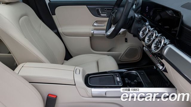 Mercedes-Benz GLB-Class (X247) GLB200 d 2025 — фото 9