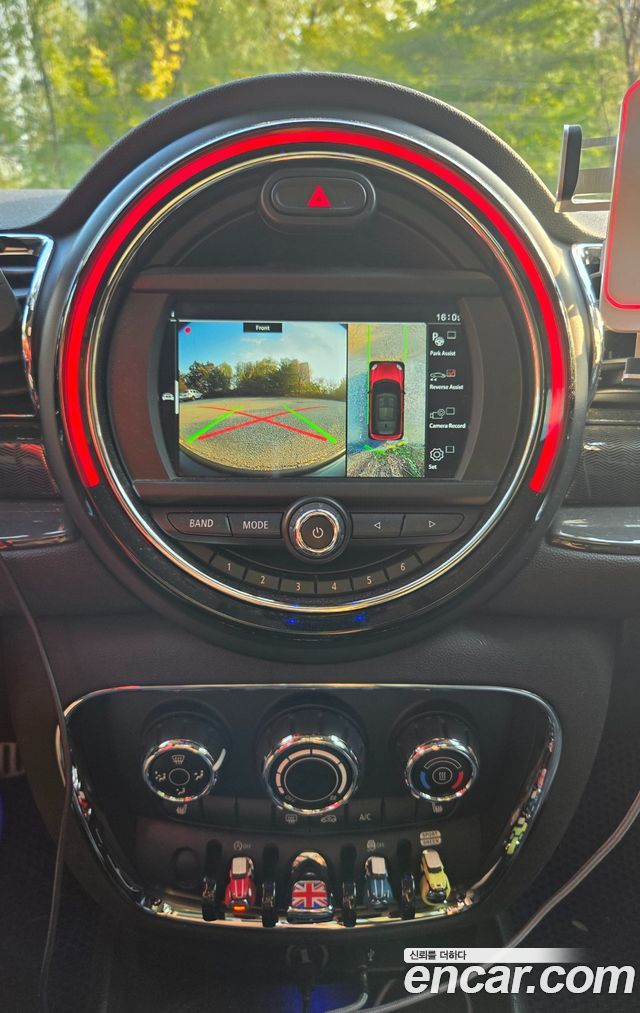 MINI Cooper Clubman Standard 2nd 2020 — фото 11