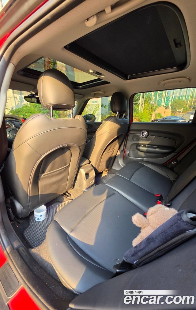 MINI Cooper Clubman Standard 2nd 2020 — фото 13