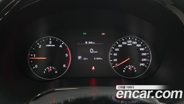 Kia Seltos Diesel 1.6 2WD Gravity 2021 — фото 8