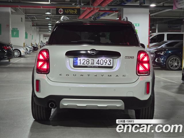 MINI Cooper Countryman Classic 2nd 2024 — фото 4