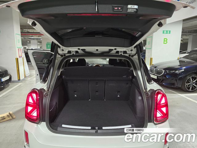 MINI Cooper Countryman Classic 2nd 2024 — фото 17