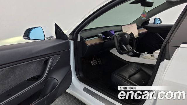 Tesla Model 3 Long Range AWD 2020 — фото 10