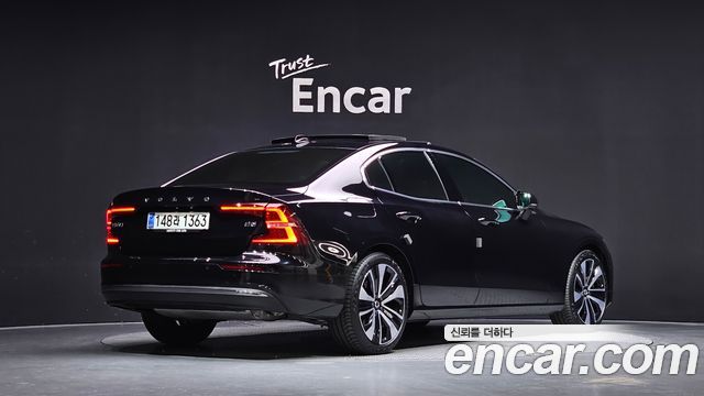 Volvo S60 (III) B5 Ultimate Bright 2024 — фото 2