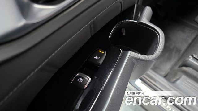 Kia Sorento (IV) Gasoline 2.5T 2WD Signature 2023 — фото 37