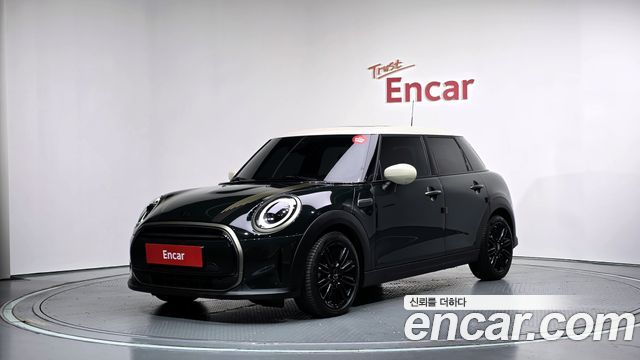 MINI Cooper 5Door Resolute Edition 3rd Gen