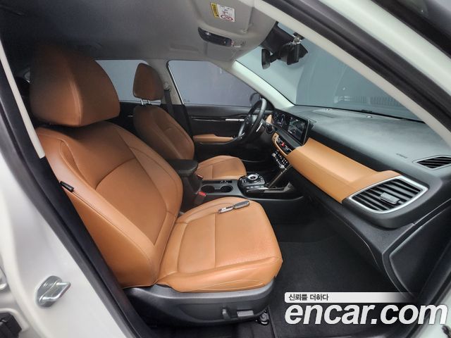 Kia Seltos Gasoline 1.6 Turbo 4WD Signature 2024 — фото 10