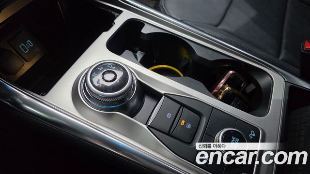 Ford Explorer (VI) 2.3 LimIted 4WD 2020 — фото 9