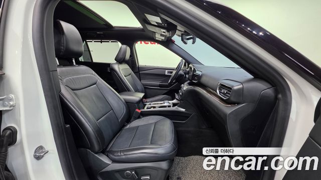 Ford Explorer (VI) 2.3 LimIted 4WD 2020 — фото 10
